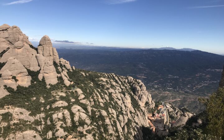 How to Get to Montserrat from Barcelona: Train, Rack Railway and Cable Car
