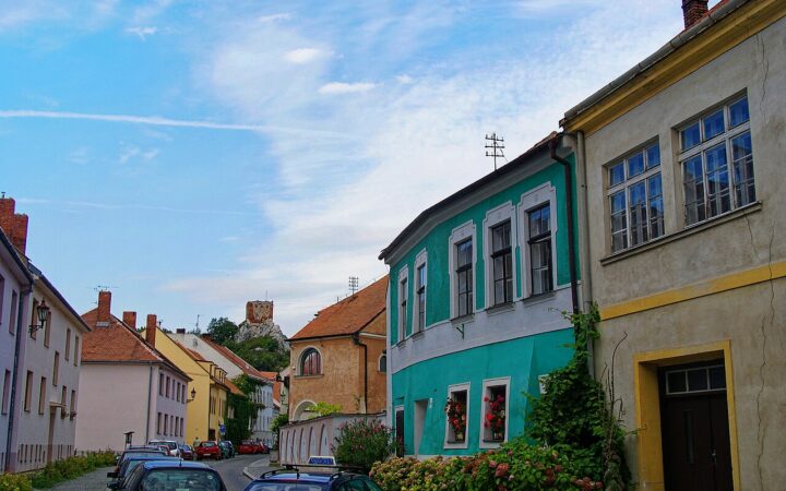 Penziony v Mikulově: 23 ověřených tipů, ceny a na co se ptát